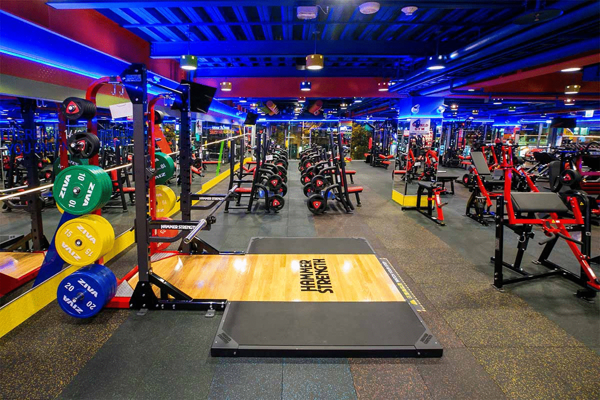 World Gym重量訓練區