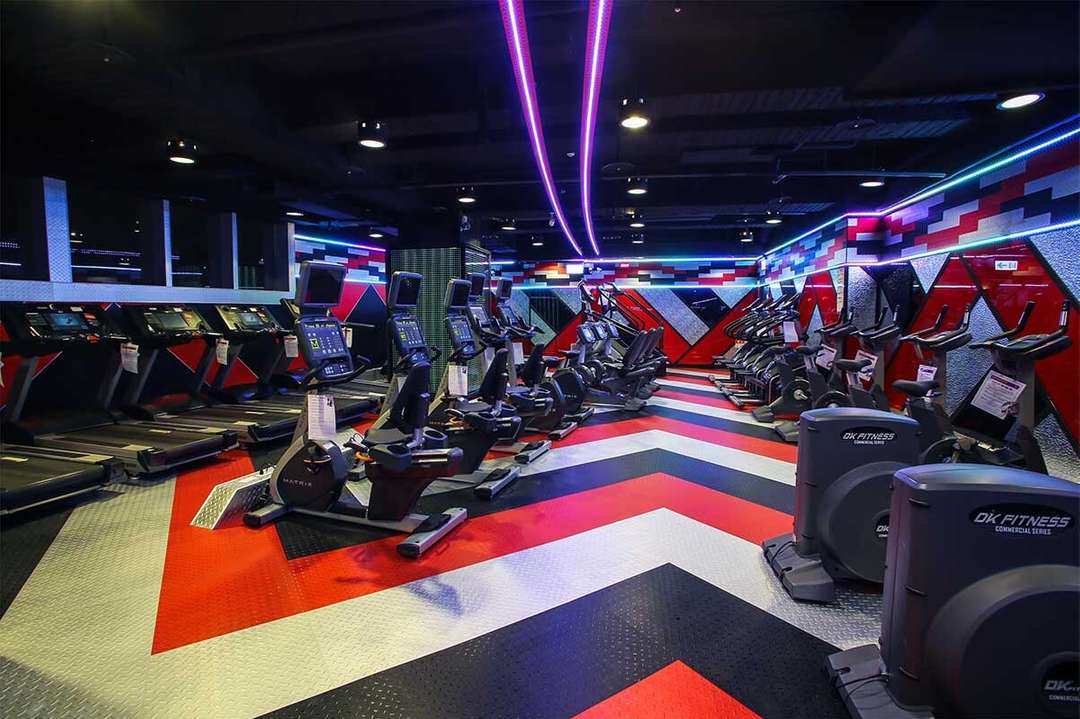 World Gym心肺訓練區