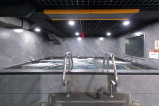 World Gym 水療池