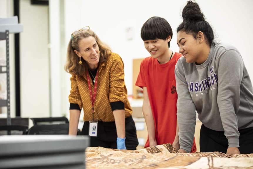 UW Robinson Center For Young Scholars