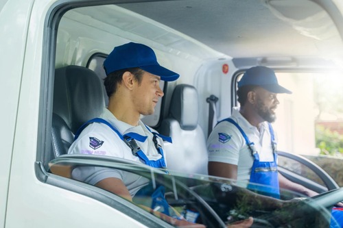 LONG-DISTANCE RELOCATION SPECIALISTS