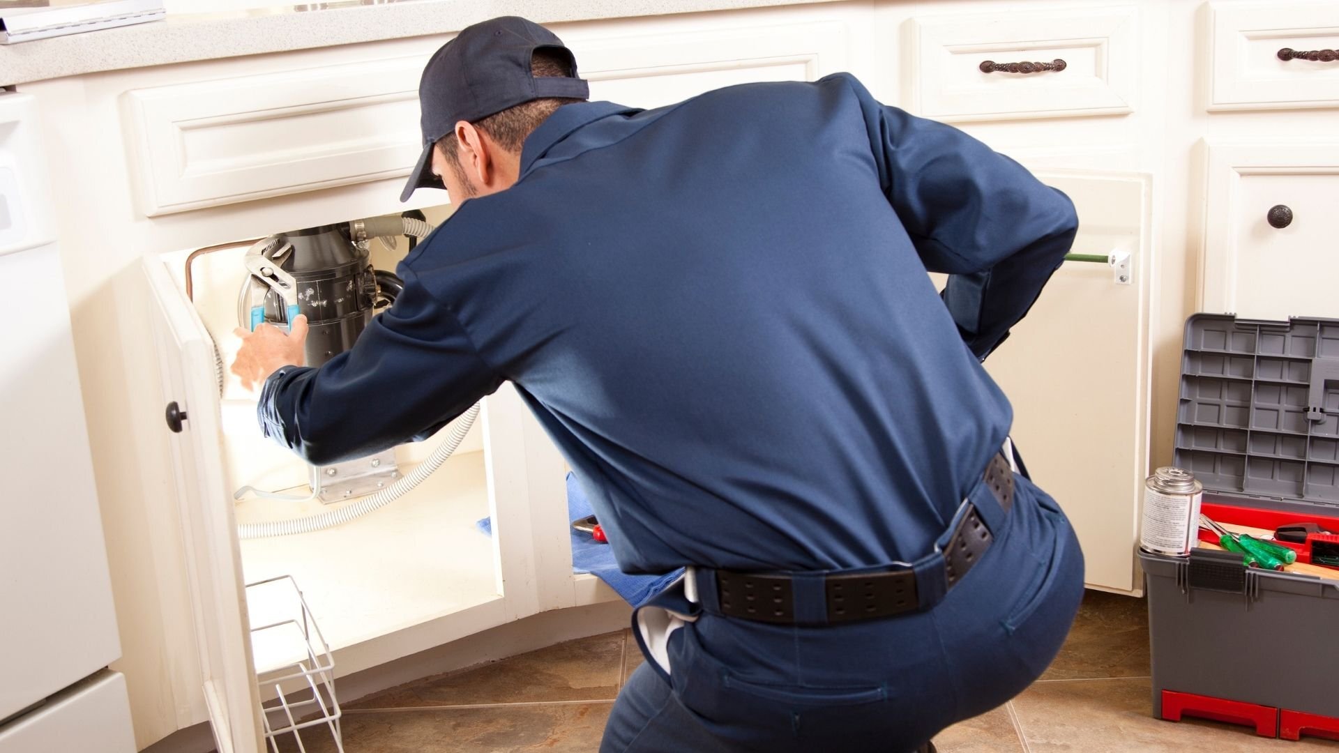 Plumbman plumber at work in North Hollywood