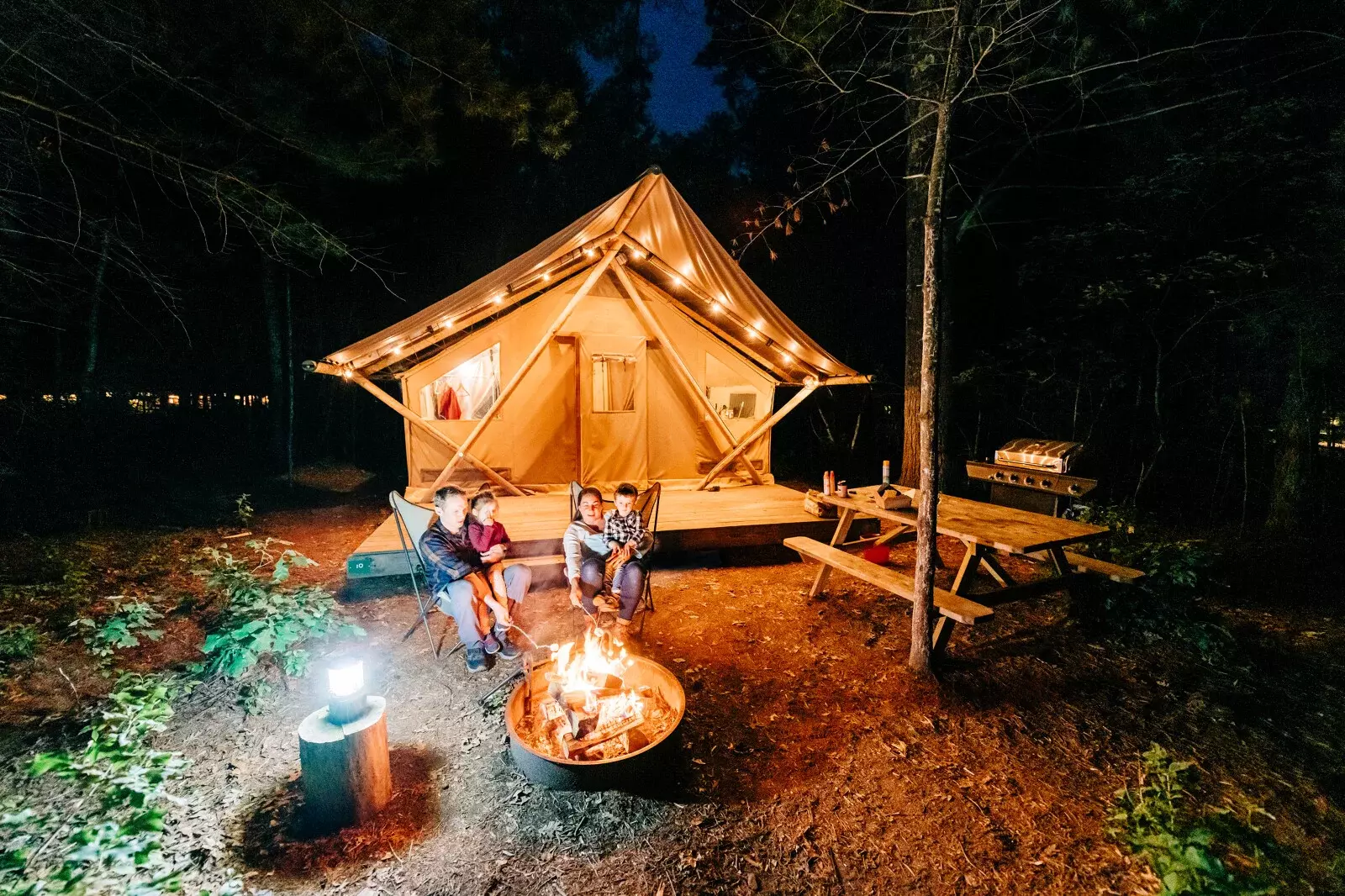 Glamping – The Glamorous World of Camping!