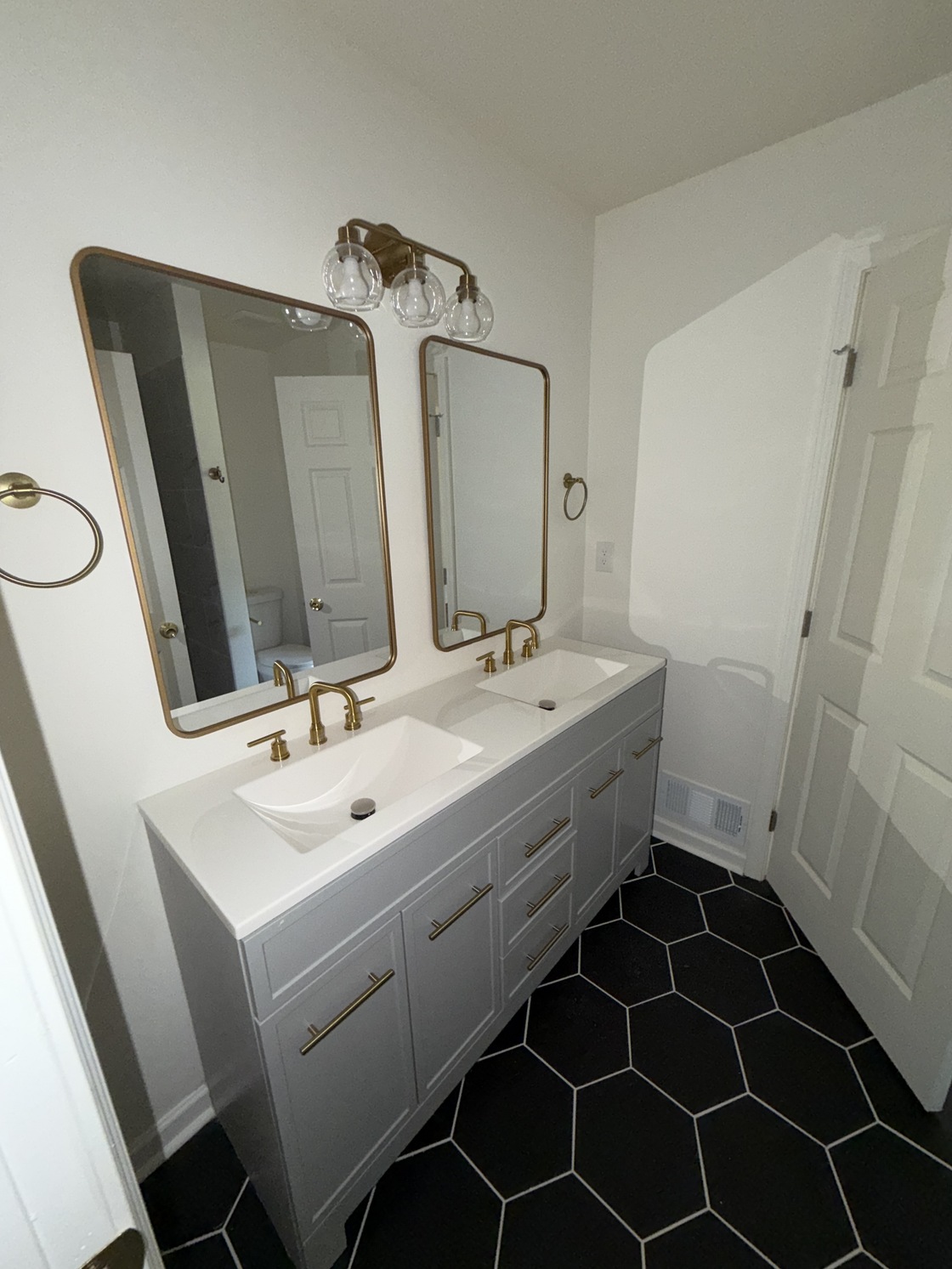 SummitEdge Contractors completed project photo 12