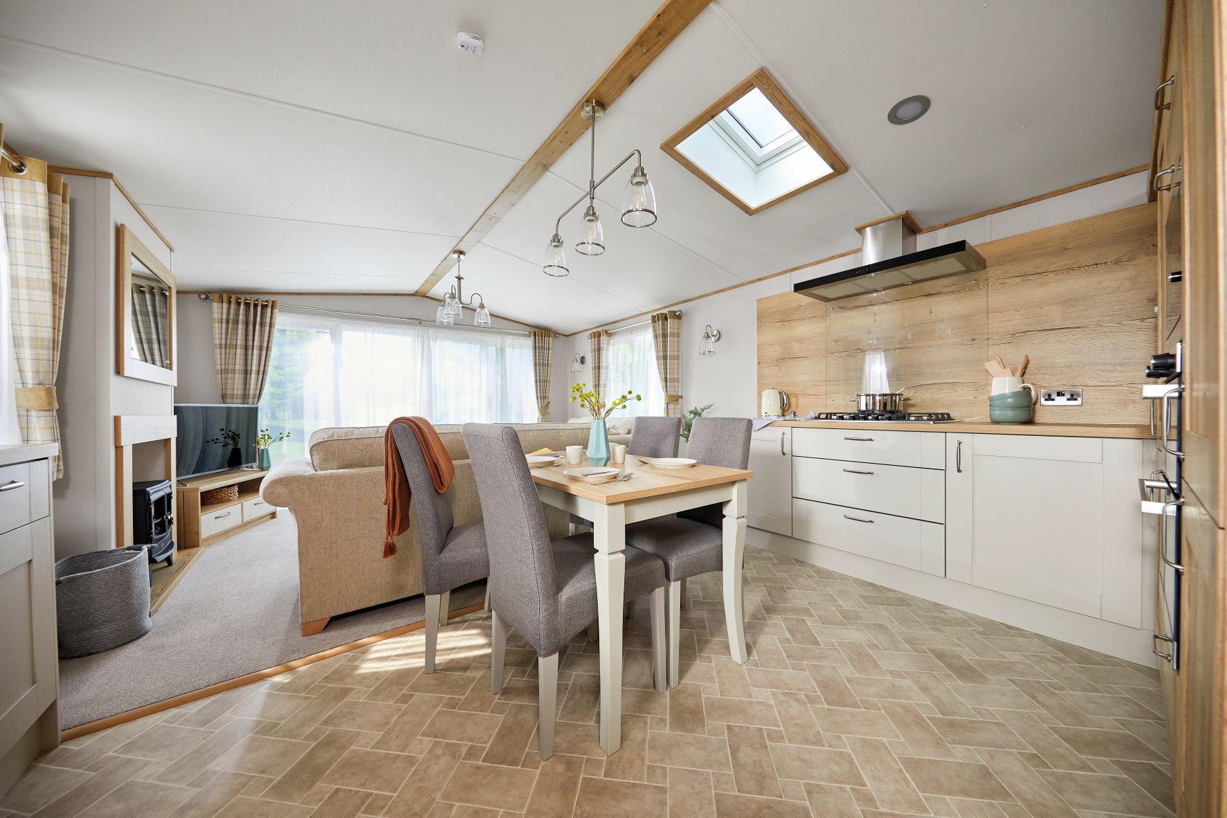 Modern , spacious and comfortable