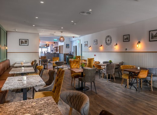 Food and drink options at Retallack Resort