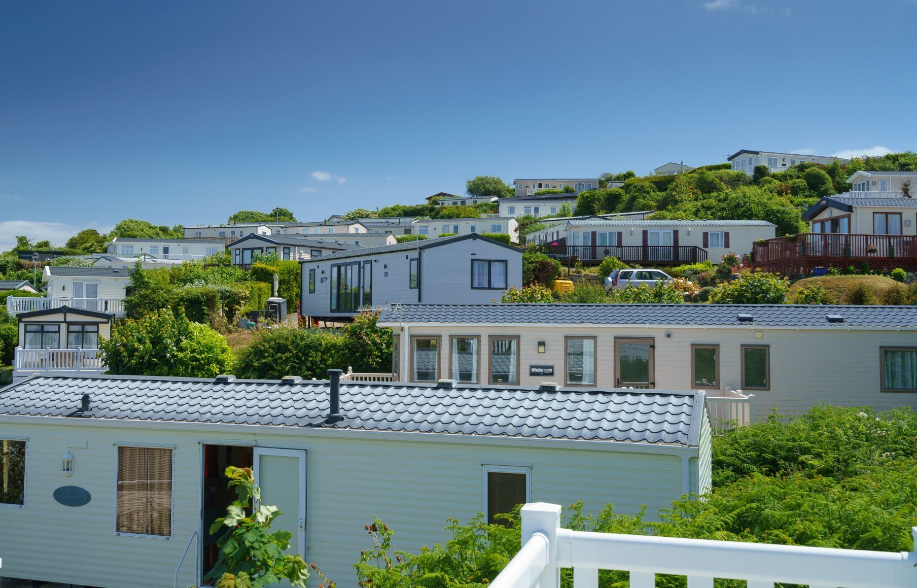 New and pre-loved holiday homes