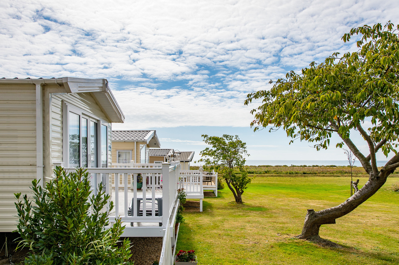 New and pre-loved holiday homes