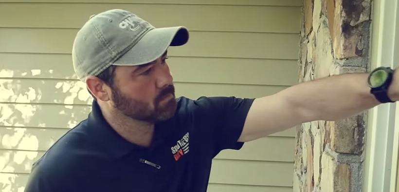 SouthernDry technician inspecting a home