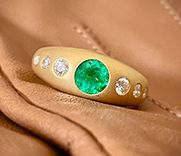 Certified colombian emerald and baguette diamond 18 carat gold ring from Labellegemme