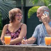 Chrissy and Col online business entrepreneurs