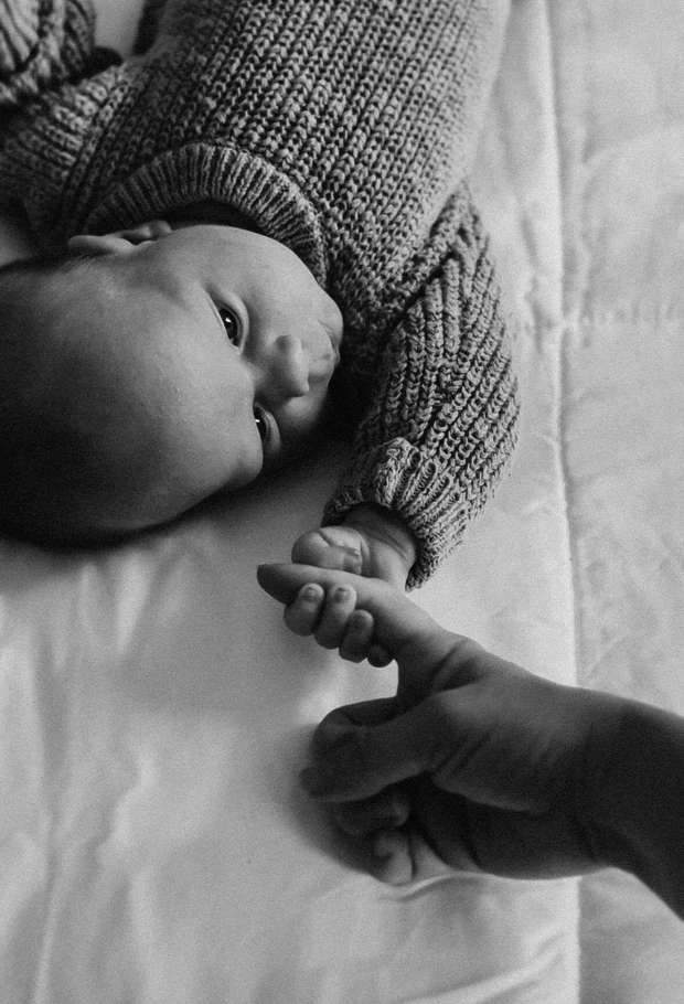 Photo taken with a phone using the Mom in the Frame method