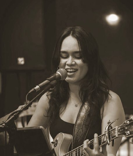 Kamille Tabhan
